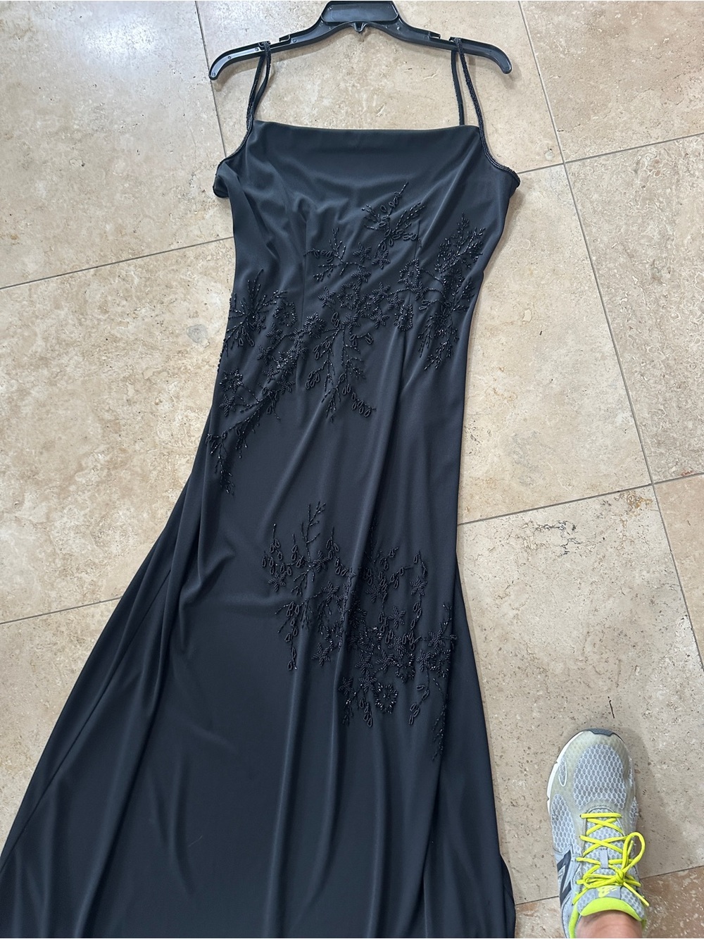 Long evening gown - Picture 2 of 8